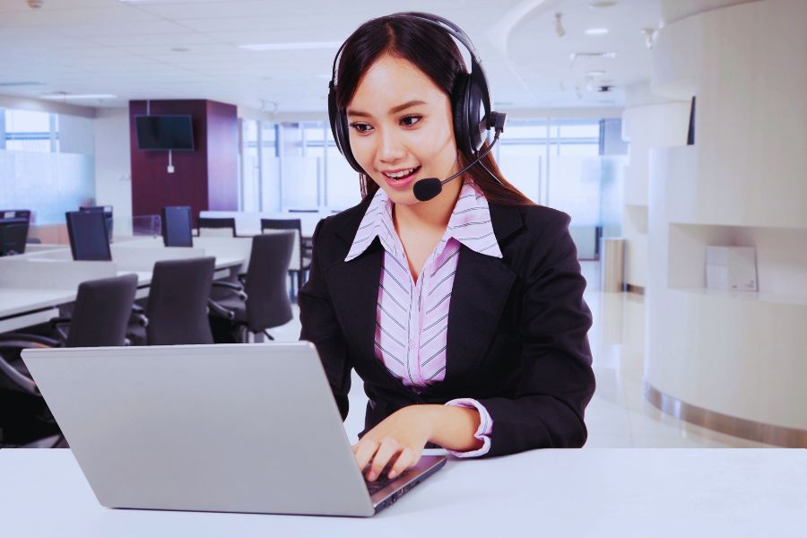 customer service virtual assistant